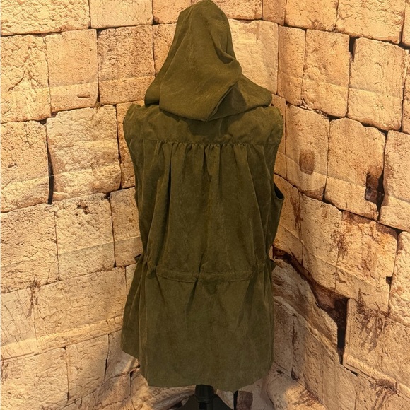 May & July Olive Green Hooded Women's Vest soft size L - Picture 2 of 4